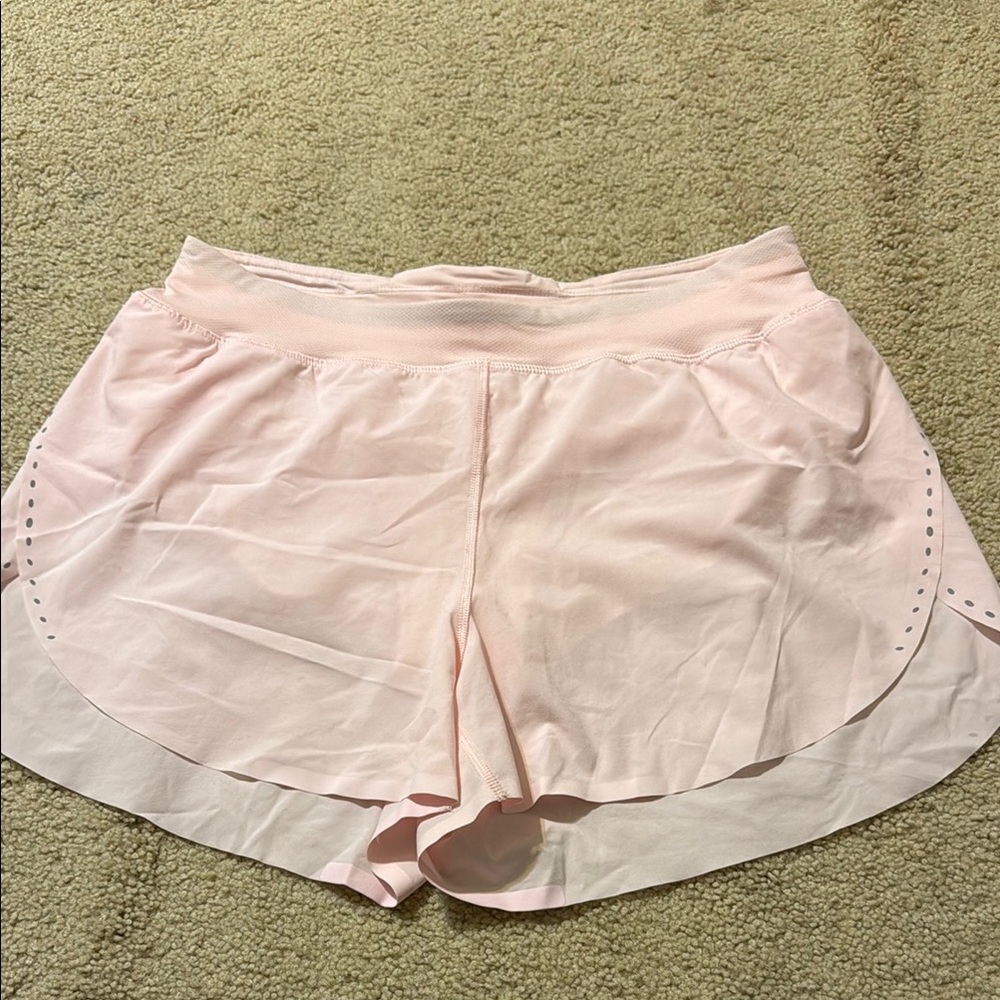 Lululemon Find Your Pace High-Rise
Lined Short 3"